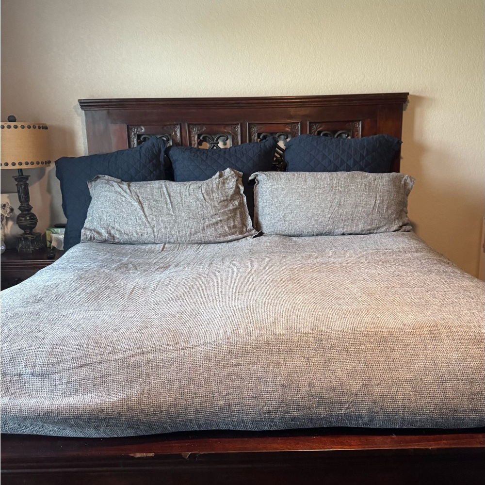 Pottery Barn Navy Stripe King Duvet and 2 King Shams Bedding Set